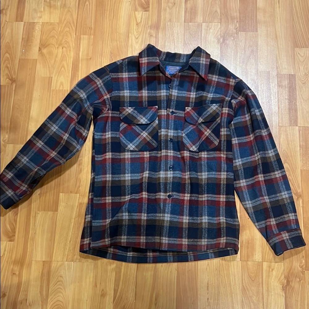 Men’s vintage Pendleton button up plaid flannel  wool shirt